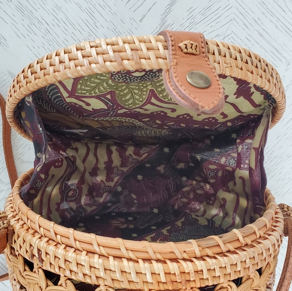 Amerii Handwoven Bali Crossbody Bag - Picture 3 of 7